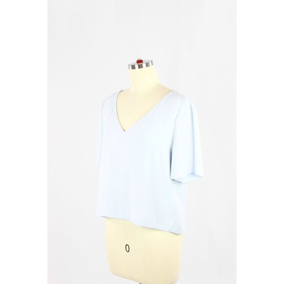 Aritzia BABATON Randy Light Blue Matte Satin Cropped V-Neck Blouse Top, Size M - Picture 4 of 10